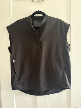 FIGS Black Rafaela Top XS